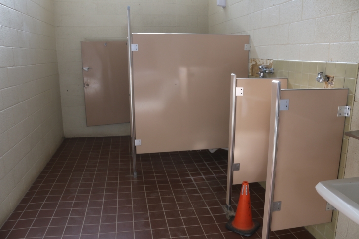 A guide to camping at Atlatl Campground in the Valley of Fire State Park - Nevada.